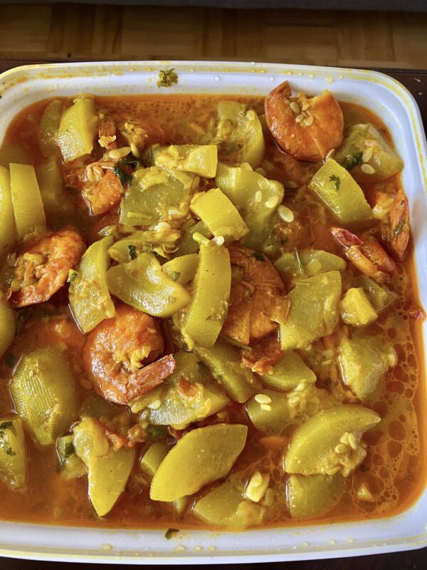 Shrimp with law curry